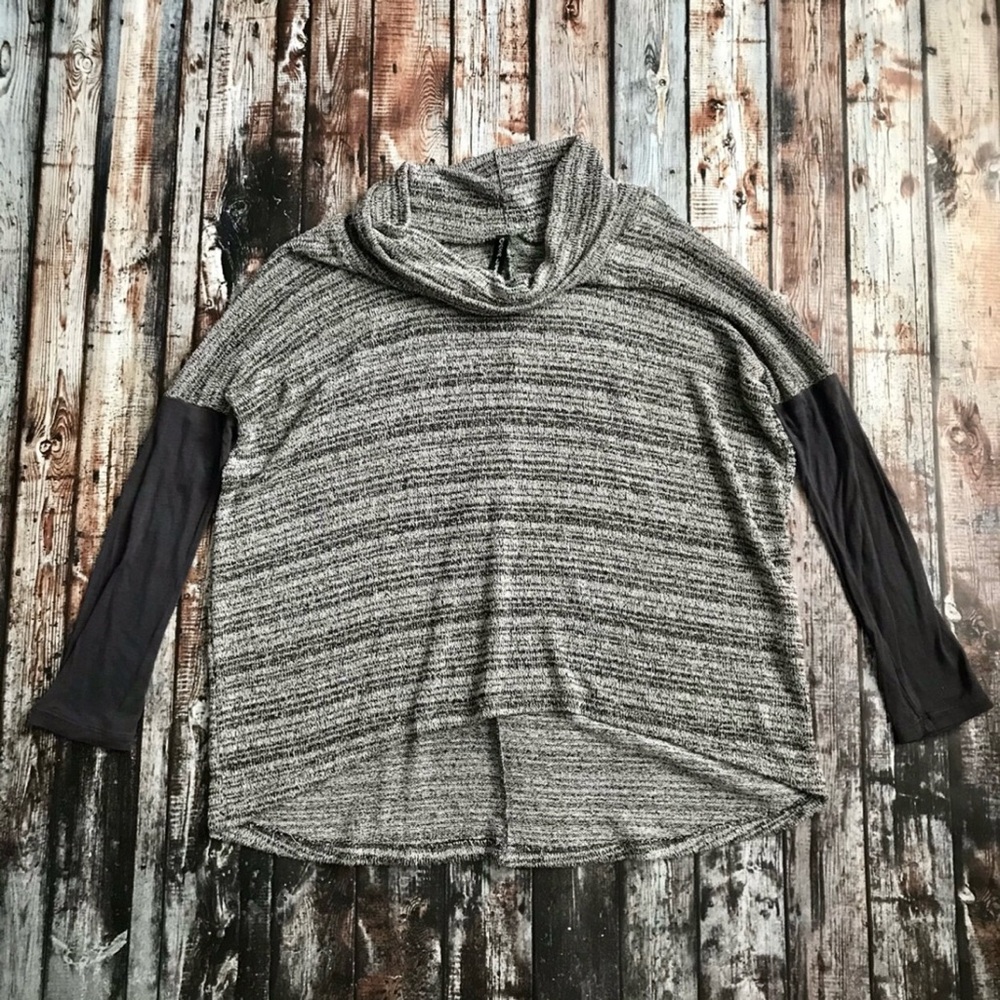 Gray Marbled Cowl Neck Dolman Tunic Top